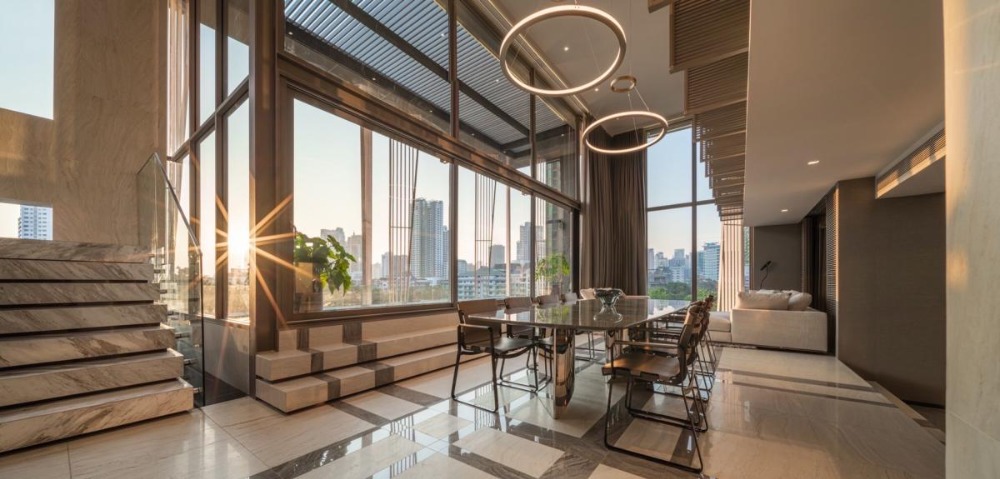 For SaleCondoSukhumvit, Asoke, Thonglor : 6704-051 Condo for sale Penthouse Sukhumvit Phrom Phong BTS Asoke Fynn Sukhumvit 31 5 bedrooms with private swimming pool.