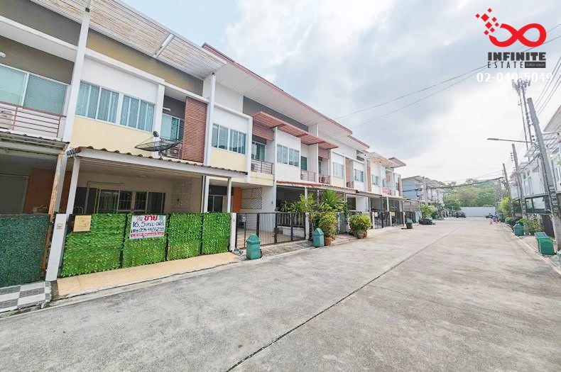 For SaleTownhouseNawamin, Ramindra : 2-story townhome for sale, Baan Prin Ramintra-Watcharaphon, Watcharaphon Road, near Ekkamai-Ramindra Expressway.