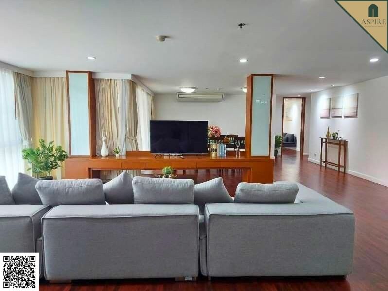 For RentCondoSathorn, Narathiwat : [For Rent] Condo Sathorn Gallery Residences, Pet Friendly, Near BTS Surasak