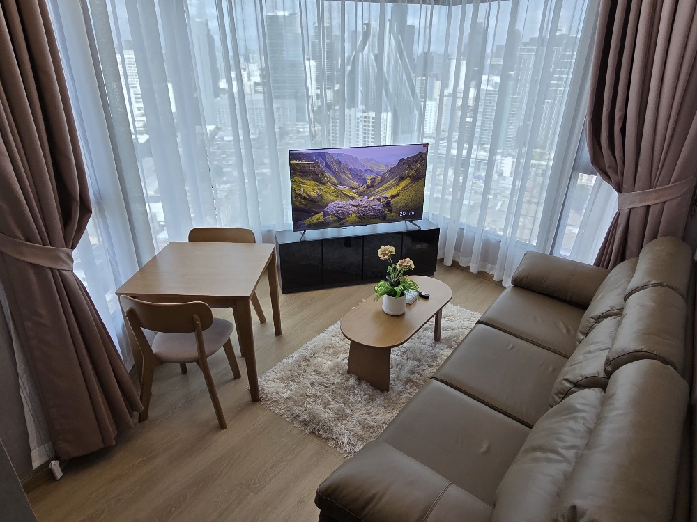 For RentCondoSiam Paragon ,Chulalongkorn,Samyan : Park Origin Chula - Samyan【𝐑𝐄𝐍𝐓】🔥 2-story room, beautifully decorated, million-dollar view, fully furnished, near MRT Sam Yan, ready to move in!!🔥Contact Line ID: @hacondo