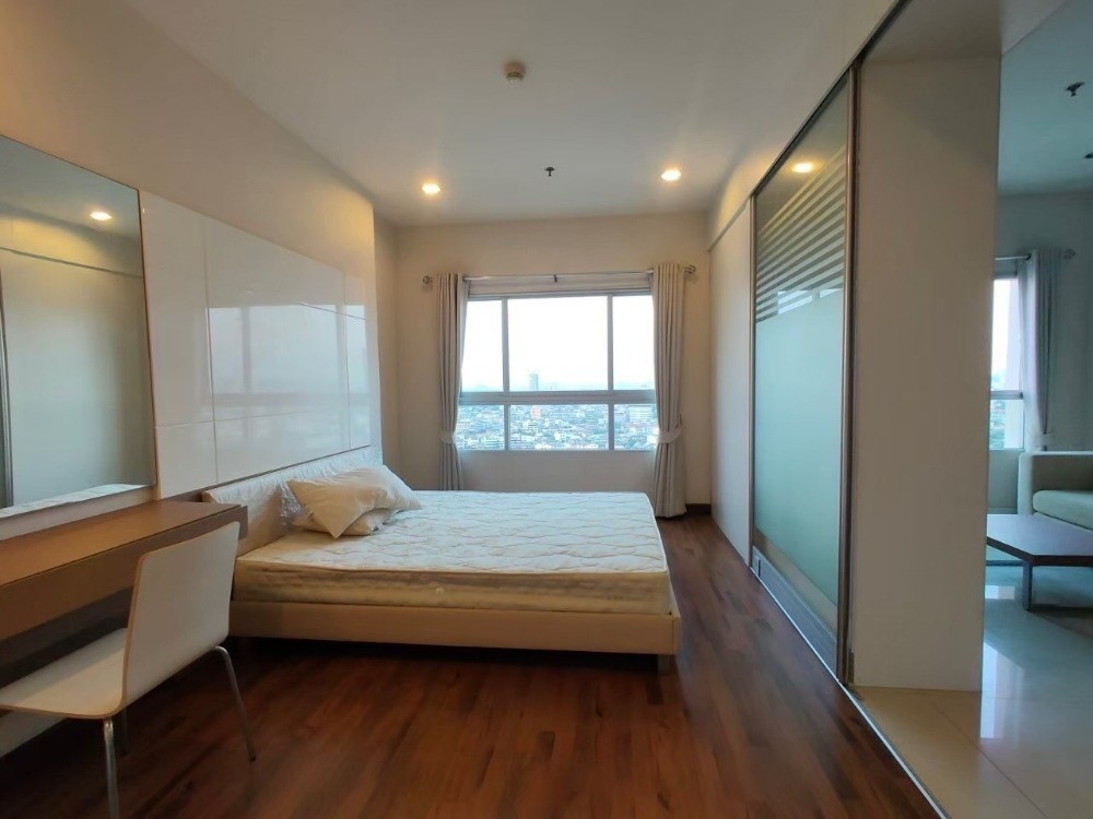 For RentCondoWongwianyai, Charoennakor : QHST101 Condo for rent, Q House Sathorn, 26th floor, city view, 47.19 sq m., 1 bedroom, 1 bathroom, 22,000 baht, 064-959-8900