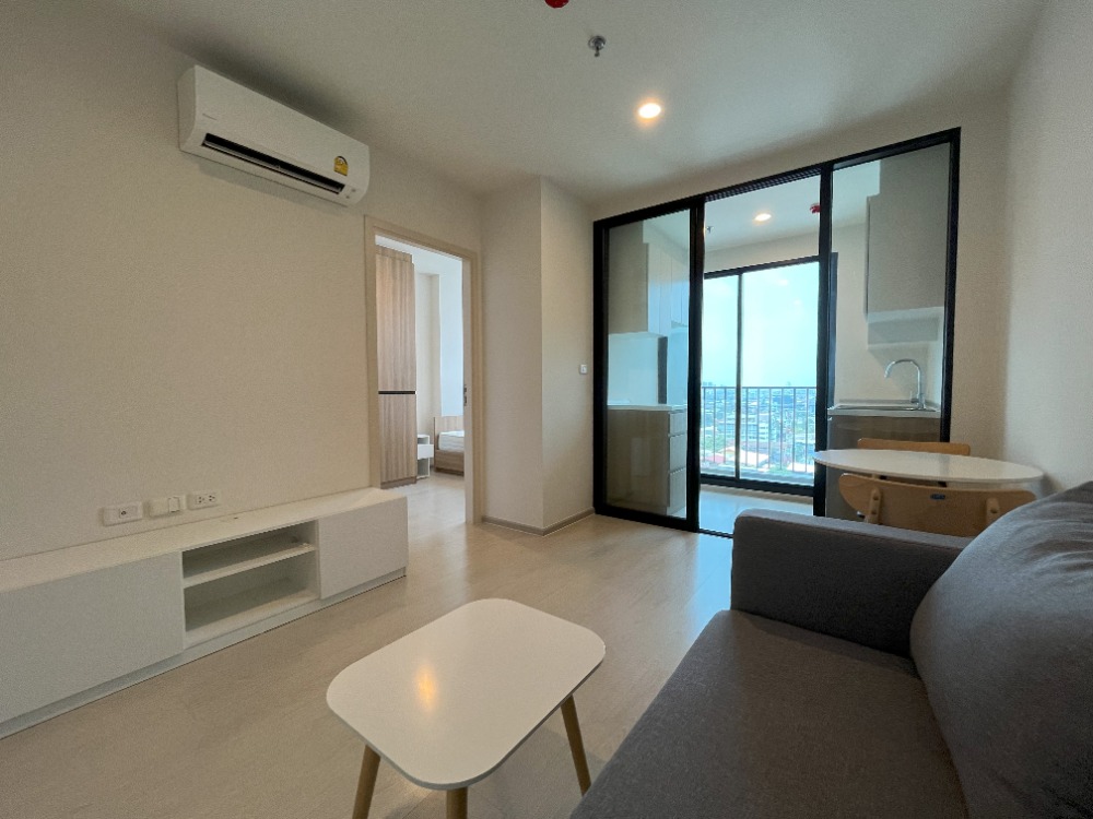 For SaleCondoChaengwatana, Muangthong : Condo for sale, Nue Noble Chaengwattana (Nue Noble Chaengwattana), 20 meters from the Pink Line MRT station.