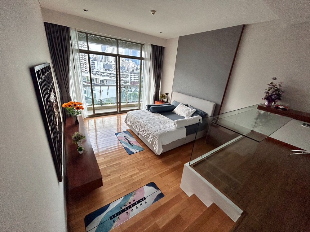 ขายคอนโดสุขุมวิท อโศก ทองหล่อ : Pet Friendly - SELL 2 Bed 150 Sqm @BTS Asoke ( Nice Park View) 27,500,000 THB Negotiable