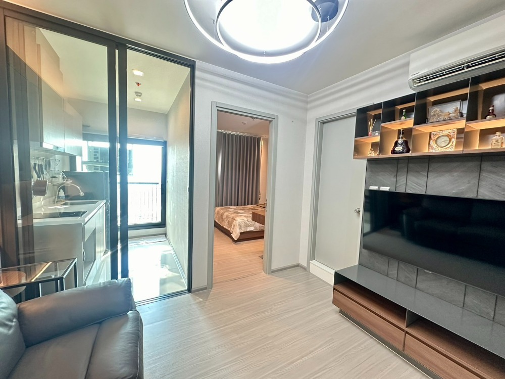 For SaleCondoOnnut, Udomsuk : Condo for sale near Bang Chak BTS station, new condition, beautifully decorated, ready to move in.