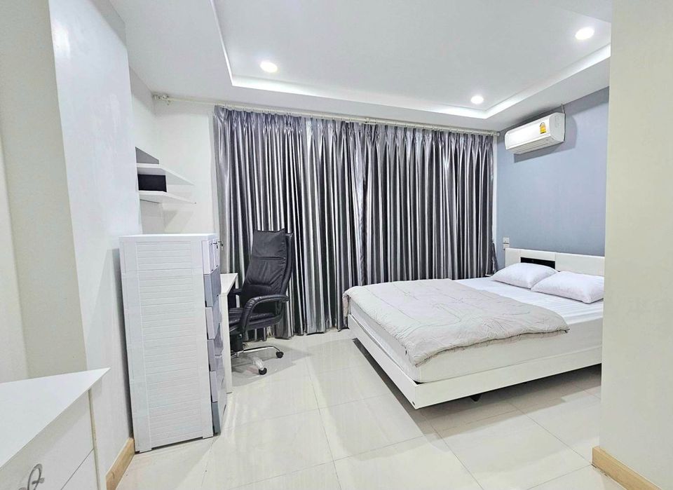 For RentCondoLadprao101, Happy Land, The Mall Bang Kapi : For rent Happy Condo Lat Phrao 101