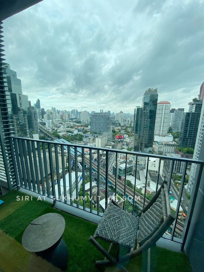 For SaleCondoSukhumvit, Asoke, Thonglor : Condo for sale 2 bedrooms city view on high floor SIRI at Sukhumvit (Siri at Sukhumvit) 68 sq m. very good condition near Thonglor- Sukhumvit