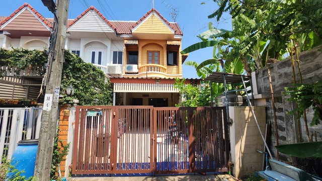 For SaleTownhouseNawamin, Ramindra : 2-story townhouse, Kanchanphet 3, Soi Nawamin 74, cheap price, behind the edge.