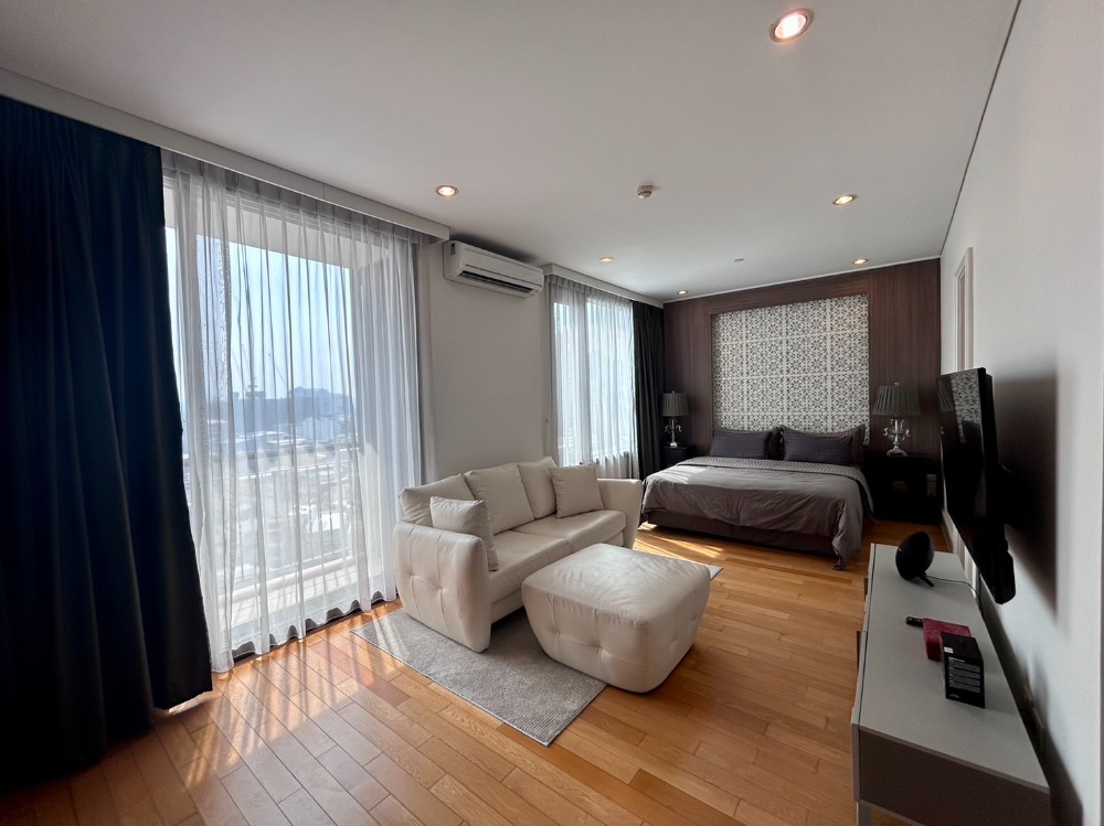 ขายคอนโดสุขุมวิท อโศก ทองหล่อ : SELL 22 MB Negotiable - Pet Friendly (3 Bed 135 Sqm) @BTS Asoke