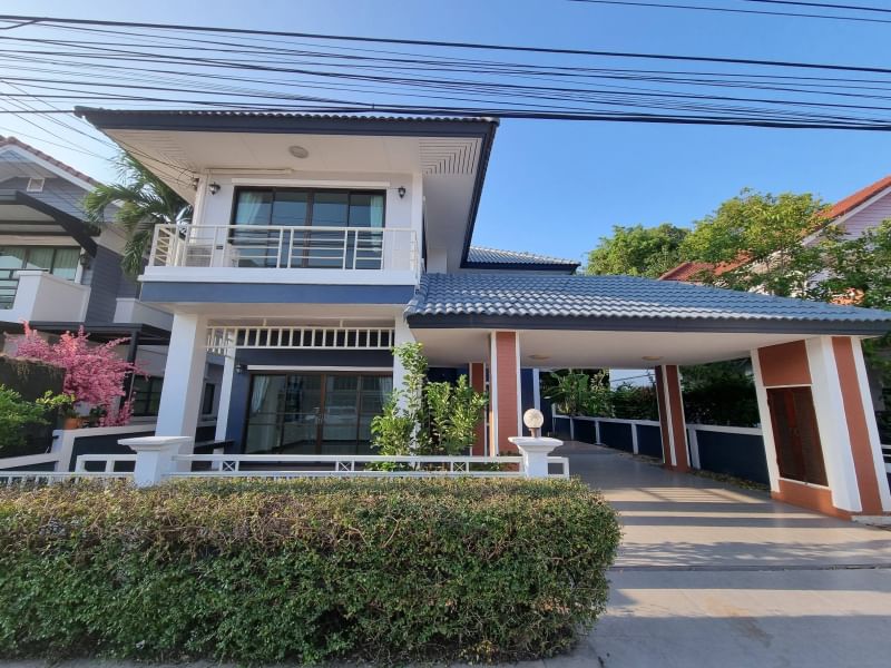 For SaleHouseSriracha Laem Chabang Ban Bueng : 2-story detached house for sale, empty house, good condition, Thandara Village, Sriracha.