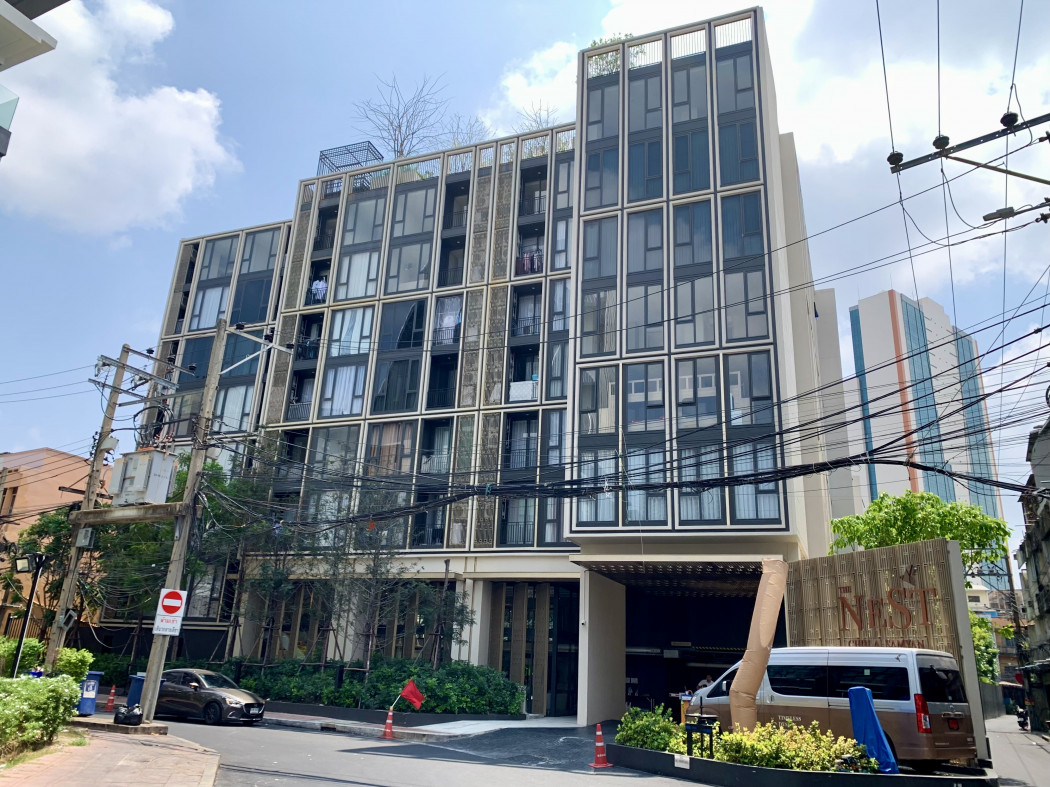 For RentCondoSiam Paragon ,Chulalongkorn,Samyan : For rent, condo near Chulalongkorn University, only 5 minutes away. The Nest Chula-Samyan, 28 sqm, pool view, new room, ready to move in