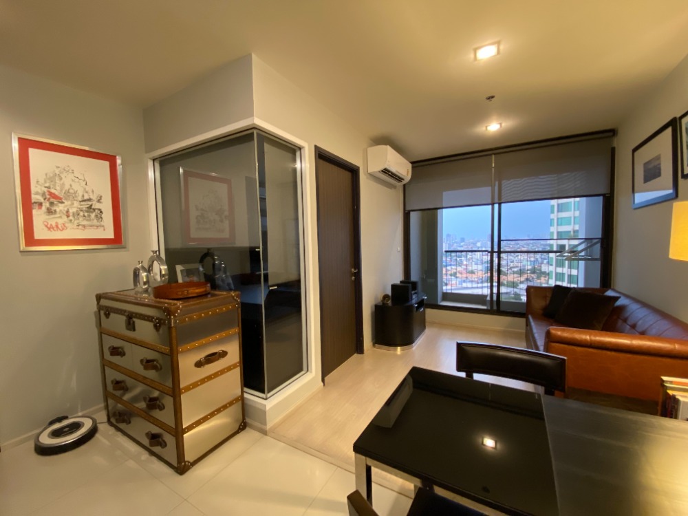 For SaleCondoOnnut, Udomsuk : Just 3 steps away from BTS: Inside Look: Newly Upgraded Rhythm Sukhumvit 44/1 Condo for Sale