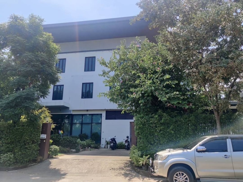 For SaleOfficeLadkrabang, Suwannaphum Airport : Office building for sale near Suan Luang area