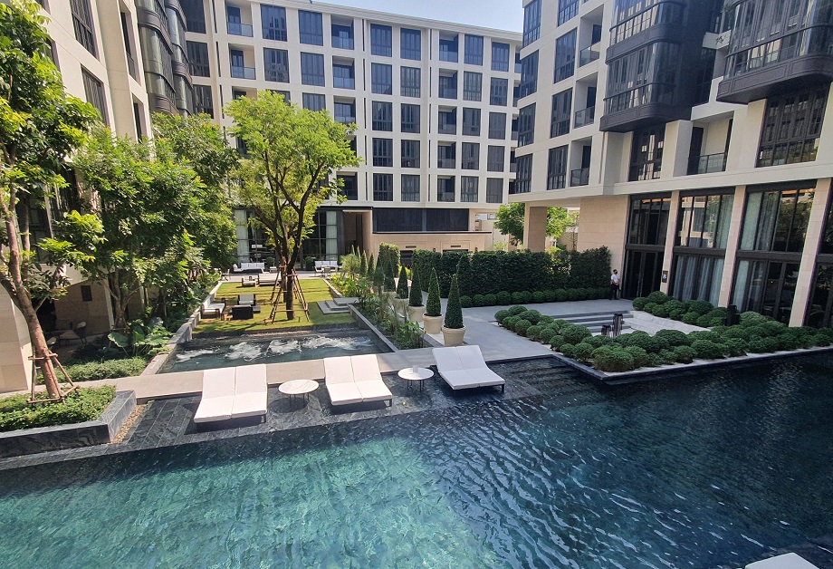 ให้เช่าคอนโดสุขุมวิท อโศก ทองหล่อ : ให้เช่า Condo The Reserve Sukhumvit 61 ใกล้ BTS ทองหล่อ วิวสระว่ายน้ำ ร่มรื่น เงียบสงบทั้งวัน