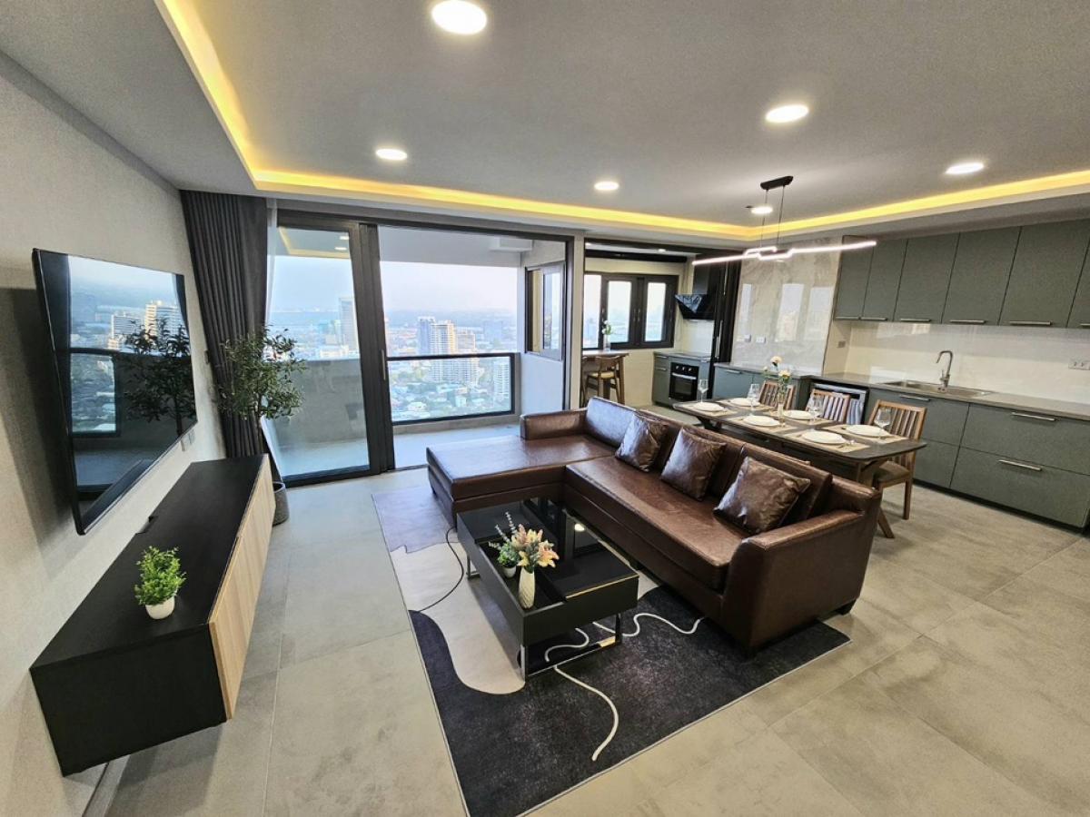 ขายคอนโดสุขุมวิท อโศก ทองหล่อ : 📢👇 DON’T MISS IT , VIEW AND BOOK NOW.Just renovated big size unit, all with brand new whole unit, 3 beds, walkable to BTS Phromphong , Big balcony , unblocked with river and city view, ready to move in now