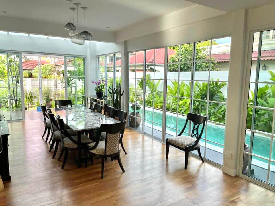 For SaleHousePhutthamonthon, Salaya : 📣Urgent sale, Chaiyaphruek Village, Phutthamonthon Sai 2, near Siriraj Hospital. With swimming pool, can be renovated for 1 year.