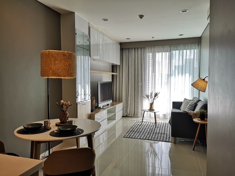 For RentCondoRama9, Petchburi, RCA : Condo for rent, Villa Asoke, beautifully decorated room, ready to move in.