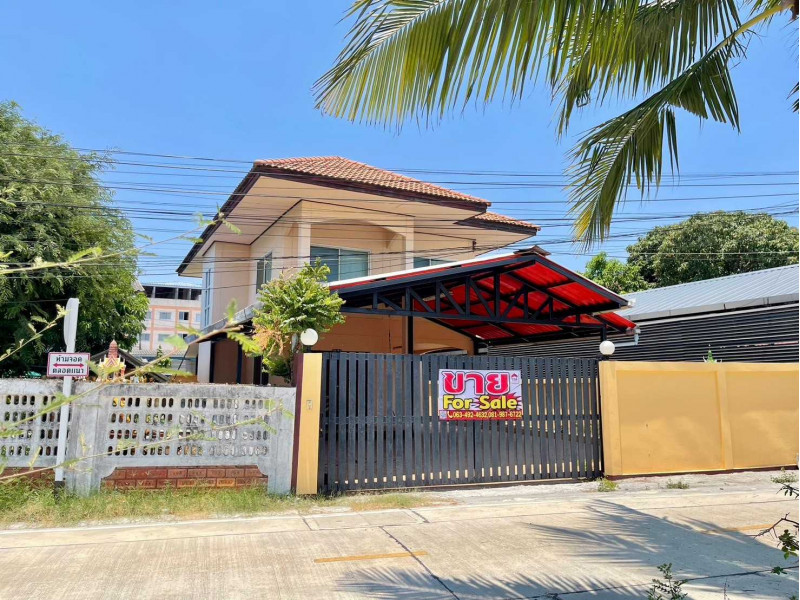 For SaleHouseSamut Prakan,Samrong : Single house for sale, Soi Rattanarat 1, Bang Bo, Samut Prakan, 3 bedrooms, 2 bathrooms.