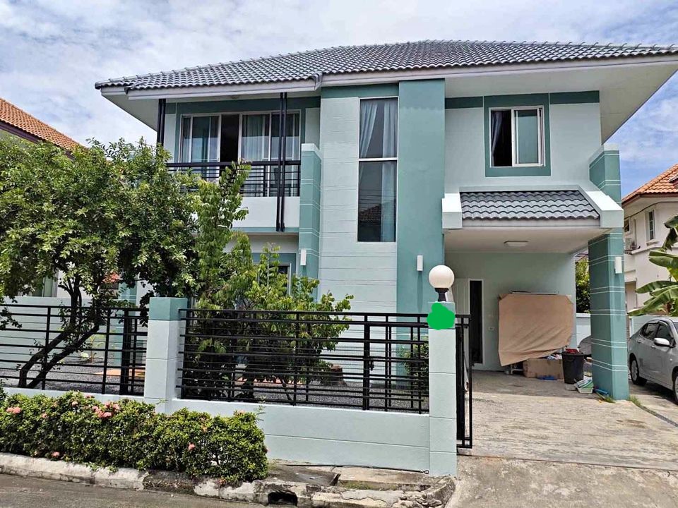 For RentHousePathum Thani,Rangsit, Thammasat : House with 3bedroom, recently renovated, fully furnished, pets allowed, free Wi-Fi