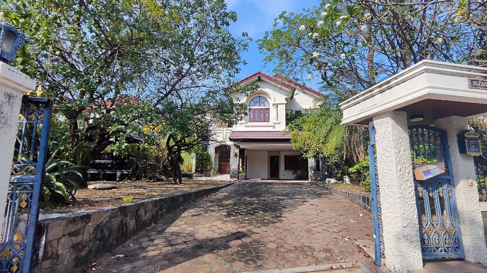 For SaleHouseSamut Prakan,Samrong : S2741 Urgent sale, single house, Latdawan, Srinakarin, large area, near the BTS