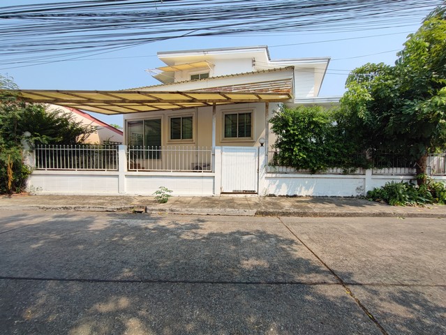 For SaleHouseMin Buri, Romklao : Single house for sale, Sammakorn, Ramkhamhaeng 112, area 67 sq m, 2 floors, 3 bedrooms, 3 bathrooms, beautifully decorated, ready to move in.