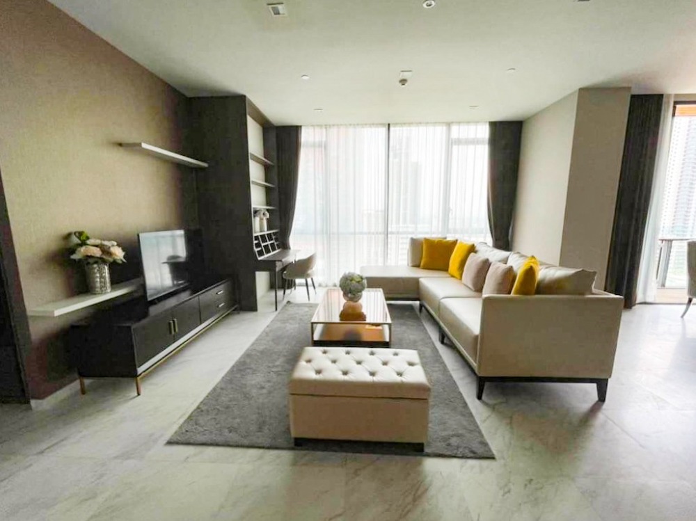 ขายคอนโดสุขุมวิท อโศก ทองหล่อ : ♦ Modern Luxury ♦ ชั้น 10+ 125.20 ตร.ม. | 2 ห้องนอน, Pet friendly | คอนโดใกล้ เจ อเวนิว ทองหล่อ 2 นาที, BTS ทองหล่อ 5 นาที, ดองกิ มอลล์ 7 นาที