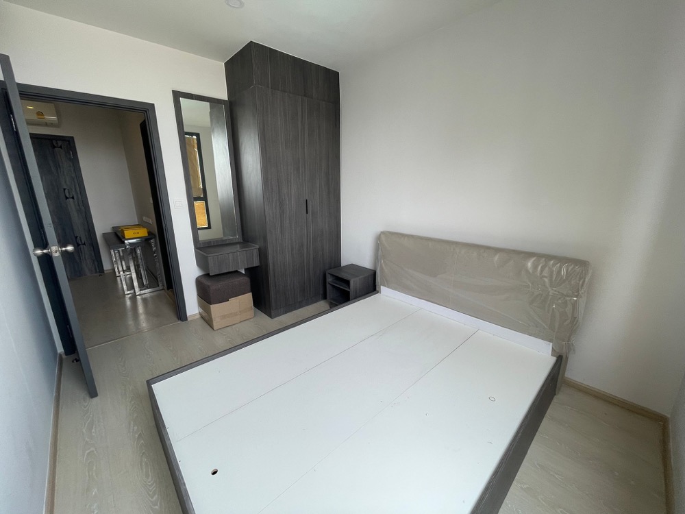 For SaleCondoOnnut, Udomsuk : 𝐒𝐀𝐋𝐄 New room Elio Del Nes - 1 bedroom, high floor, pool view.