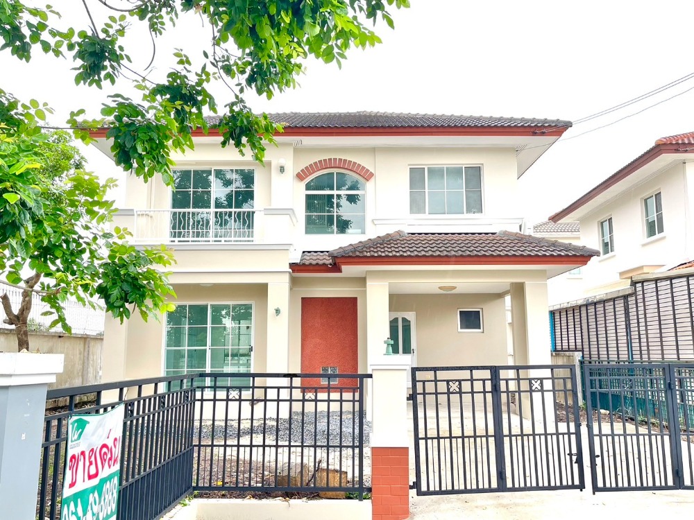 For SaleHousePathum Thani,Rangsit, Thammasat : Urgent sale, cheapest, 2-story detached house, Manthana Rangsit Village.