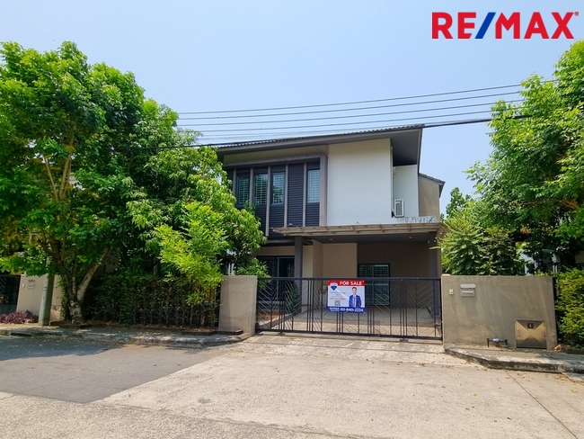 For SaleHousePathum Thani,Rangsit, Thammasat : Single house, Le Muria, Khlong Luang, near Thammasat University, Rangsit and Bangkok University, only 5 minutes from Lotus and Makro (Khlong Luang), area 52.3 sq m, Rangsit zone, Khlong Nueng, Khlong Luang, Pathum Thani.