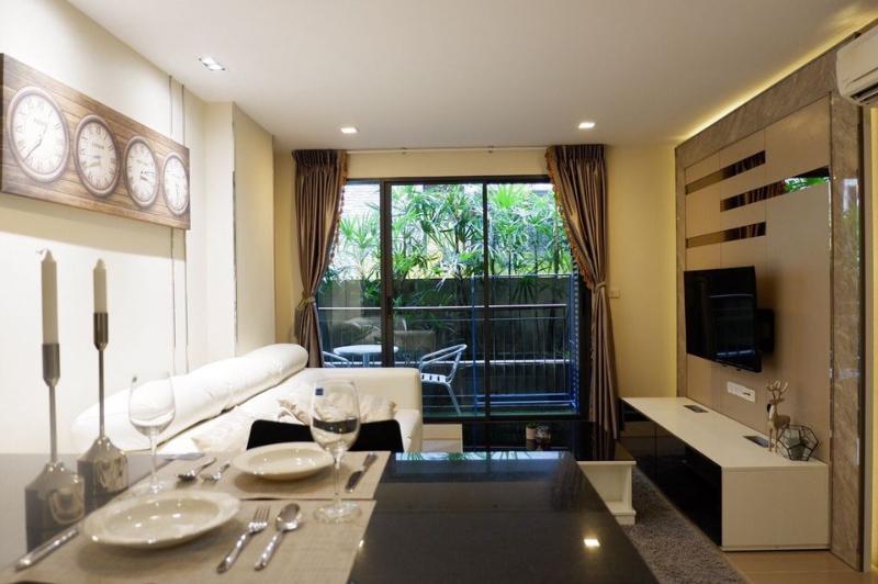 For SaleCondoSukhumvit, Asoke, Thonglor : Condo For Sale Mirage Sukhumvit 27 1 Bedroom 1 Bathroom 50 sqm