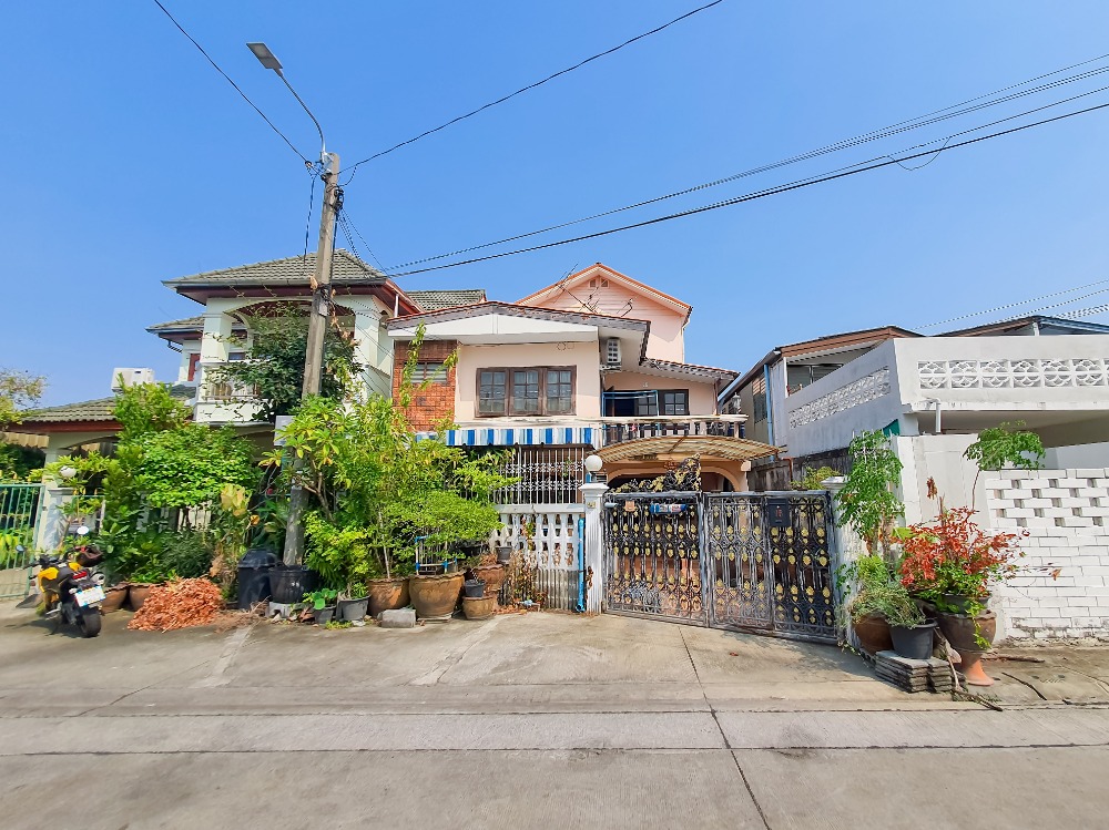 For SaleHouseRattanathibet, Sanambinna : Single house Prachaniwet 3 Ngamwongwan 23 Mueang Nonthaburi