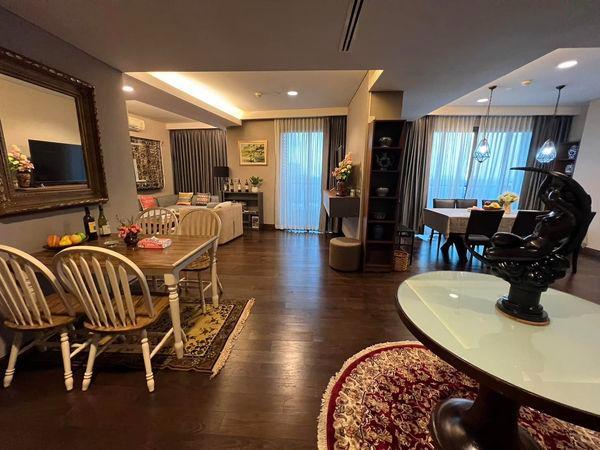 For RentCondoSukhumvit, Asoke, Thonglor : For Rent The Lumpini 24 3 Bedroom 4 Bathroom 110 sqm