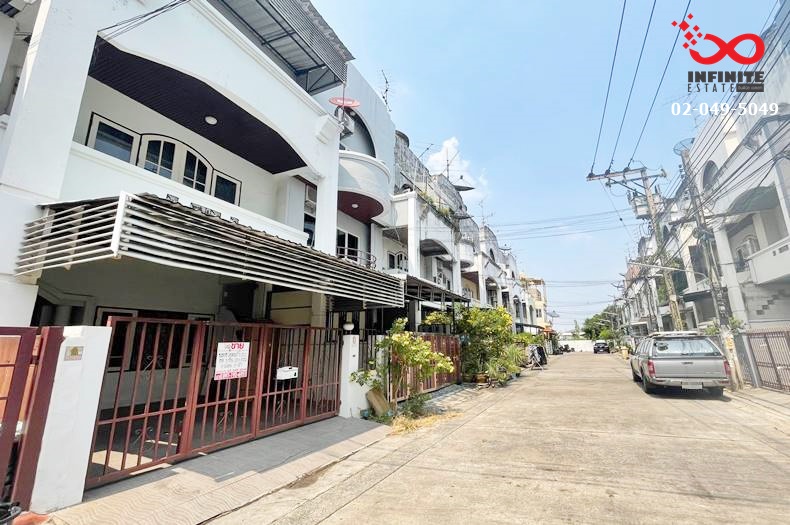 For SaleTownhomeLadprao101, Happy Land, The Mall Bang Kapi : Townhome for sale, 3 floors, 20 square meters, Lat Phrao Road, Soi Lat Phrao 101