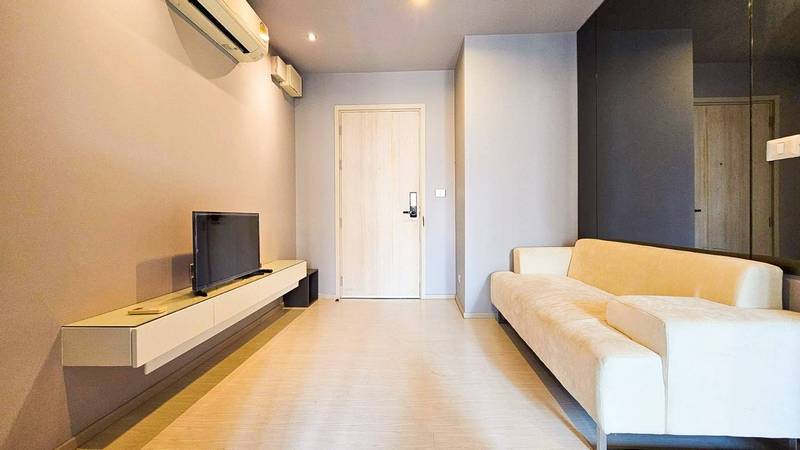 For SaleCondoSukhumvit, Asoke, Thonglor : ghd000245 Urgent sale 1 bedroom suite Rhythm Sukhumvit 42 size 27 sq m 12A floor