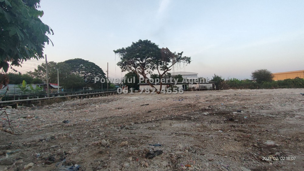 For SaleLandLadkrabang, Suwannaphum Airport : Land for sale, 3 rai, near the airport, near the new Krungthep Kreetha Road, Lat Krabang.