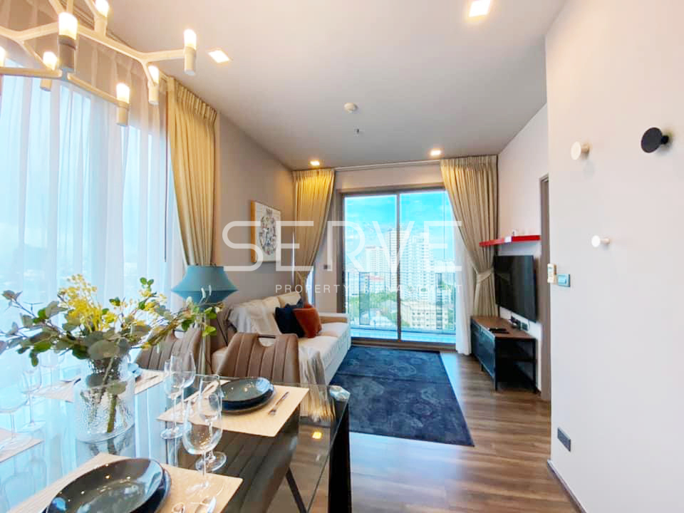 For SaleCondoSukhumvit, Asoke, Thonglor : Modern Style 1 Bed Unit High Fl. 10+ Good Location Shuttle bus to BTS Ekkamai  @ Ceil by Sansiri