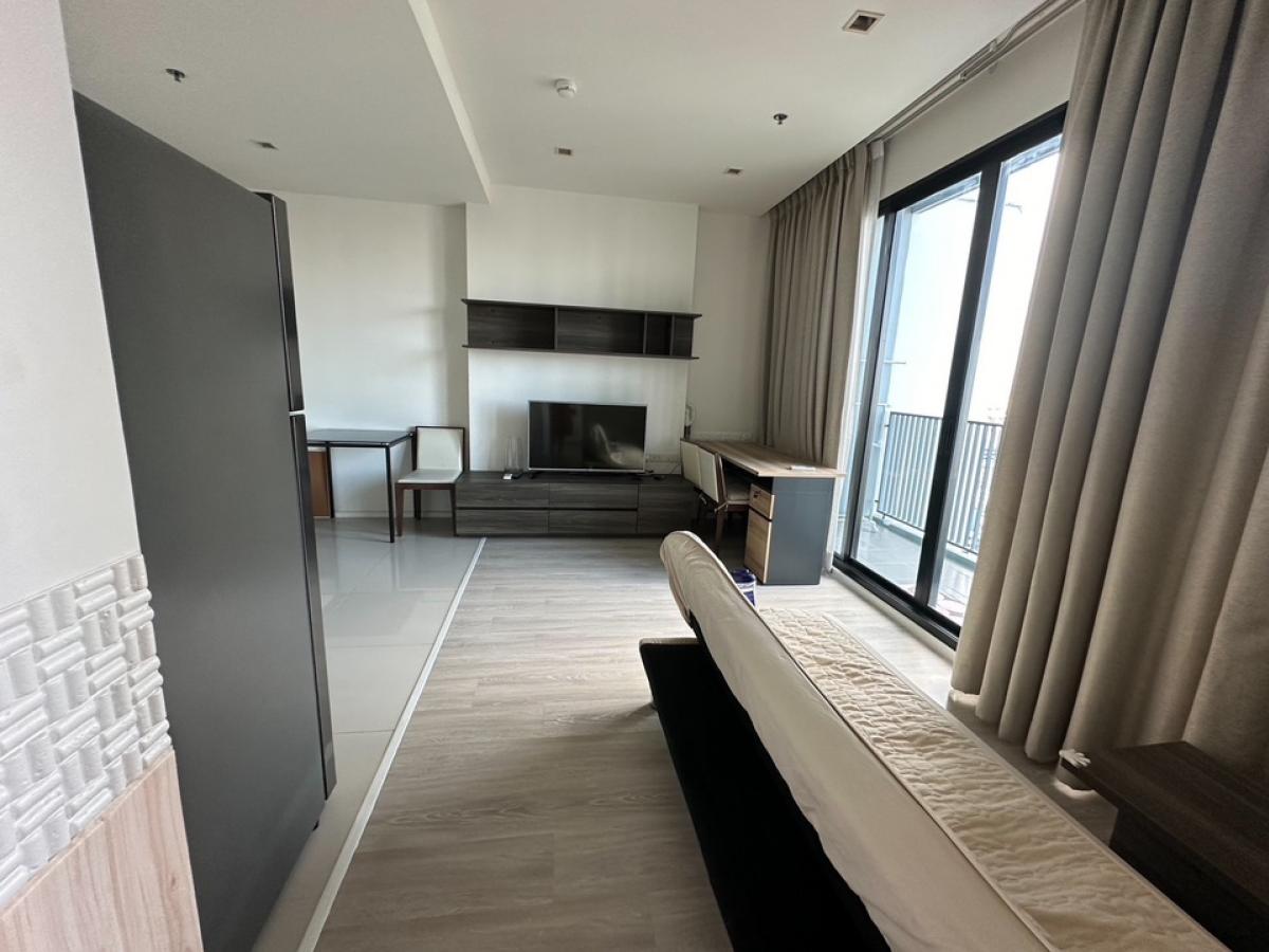 For RentCondoRatchadapisek, Huaikwang, Suttisan : 🔴🔥🔥Quinn Ratchada 17, high floor room, beautiful city view, 1 bedroom, large room, 45 sq.m., Building A, ready to move in🛋️🛋️