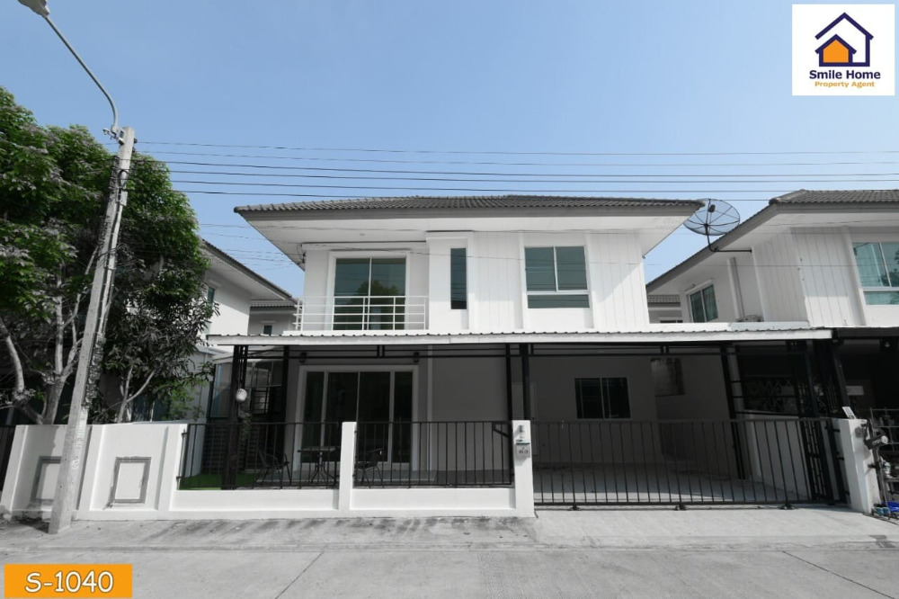 For SaleHouseSamut Prakan,Samrong : Semi-detached house for sale, Sena Village, Sukhumvit-Phraeksa. Newly decorated throughout.