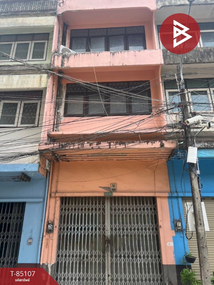 For SaleShophouseChanthaburi : Commercial building for sale, 3 floors, area 15 square meters, Wat Mai, Chanthaburi.