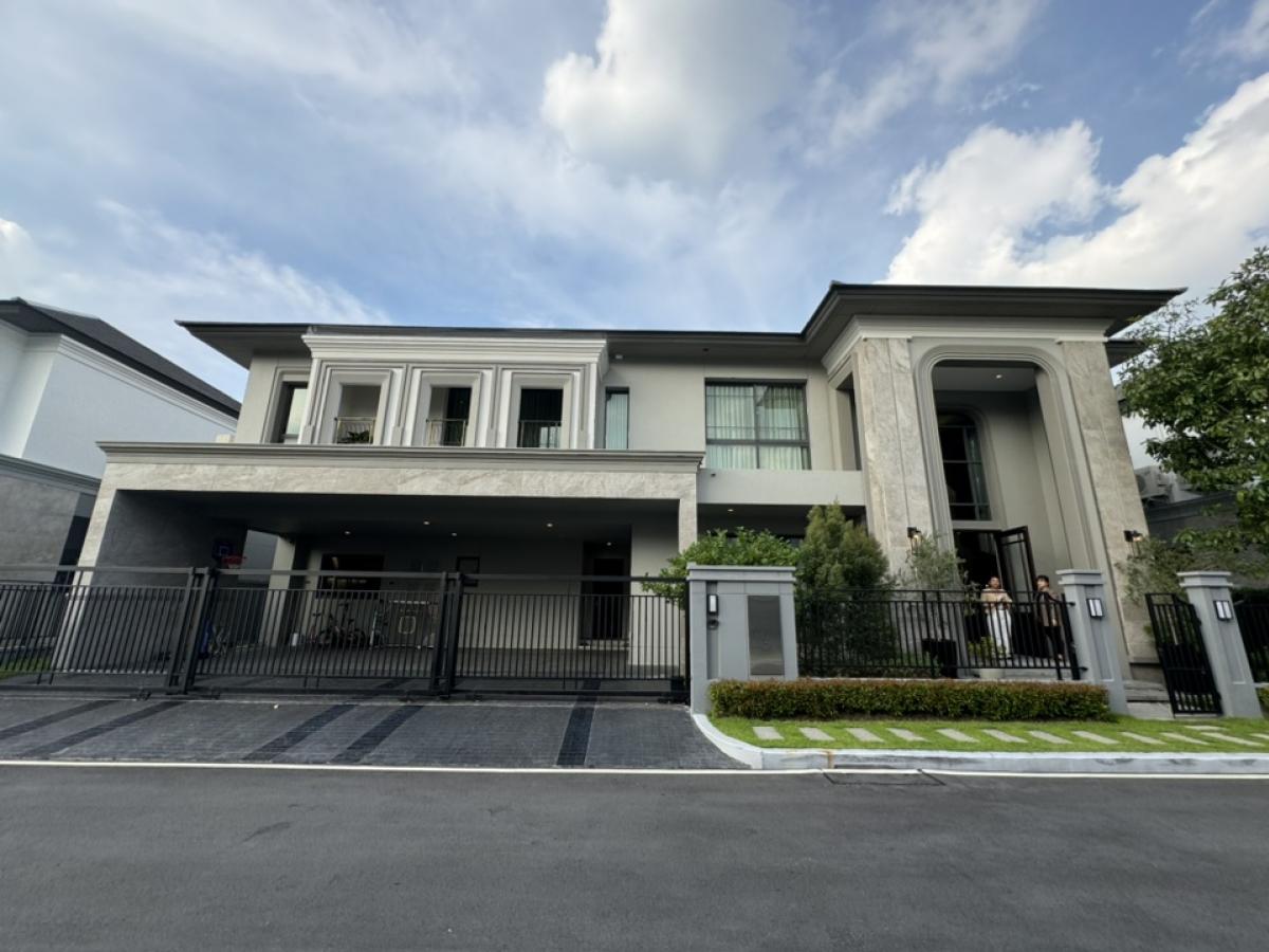 For RentHouseBangna, Bearing, Lasalle : Rental : Modern House In Bangna  , 4 Beds 5 Bath , 2 Living Room , 4 Parking Lot 

🔥🔥Rental Price : 400,000 THB / Month 🔥🔥

More Information
📱Tel : 0619979915 / Kat 
📱Line : 0619979915 
ดูเพิ่มเติมได้ที่
https://www.facebook.com/PS.Living.Officials