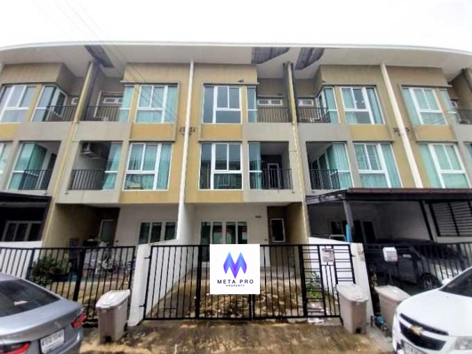 For SaleTownhouseSamut Prakan,Samrong : 3-story townhome for sale, Bless Town Srinakarin-Namdang, good location.