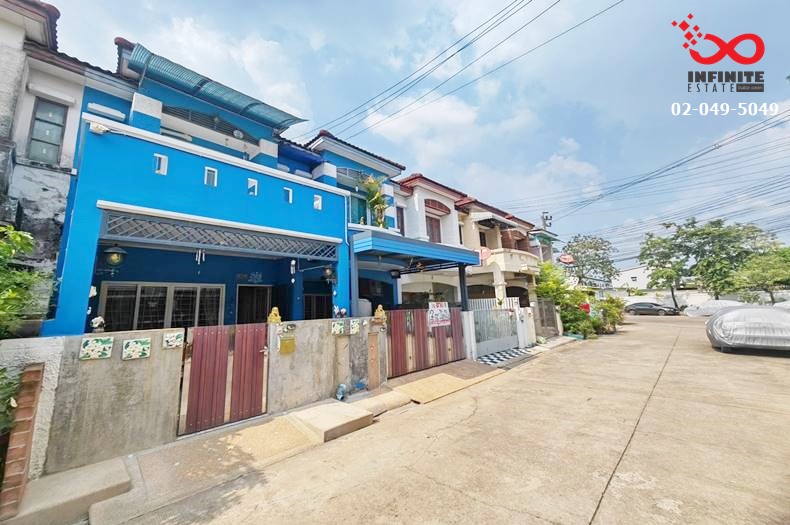 For SaleTownhouseNawamin, Ramindra : 2-story townhouse for sale, Busarin Village, Phahon Yothin Road, Soi Phahon Yothin 54/1.