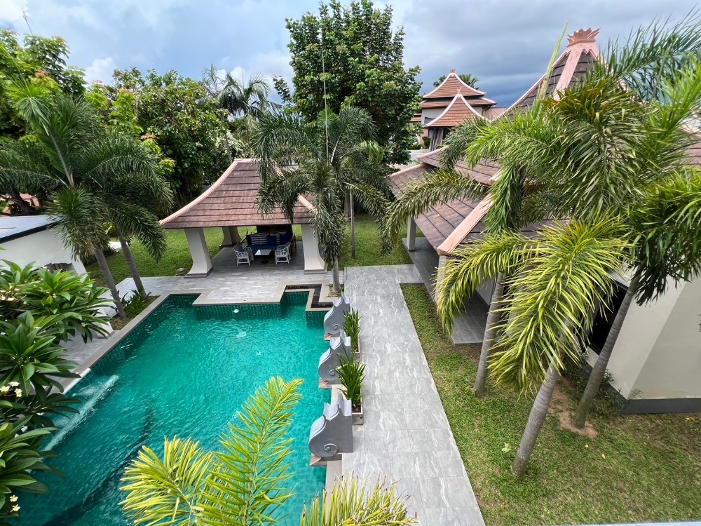 For SaleHousePattaya, Bangsaen, Chonburi : For sale Baan PhuTara Thai-Modern style (S03-1822S)