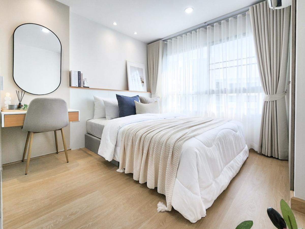 For SaleCondoOnnut, Udomsuk : 100% loan available #On Nut Condo #Pattanakarn Condo Beautiful, minimalist, soft, white, wide #Near Seacon Srinakarin Beautiful room, exactly as advertised Mininal, cute, adorable, just grab your bag and move in!! 🎉