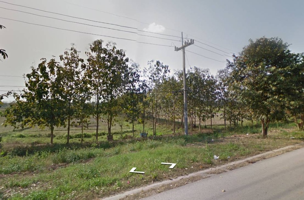 For SaleLandPhayao : Beautiful land for sale, Mueang District, Phayao Province, opposite Wat Kamphaeng Hin and Ban Mae Puem School. Near the government center, area 5 rai 65 square wah, price 7 million baht.