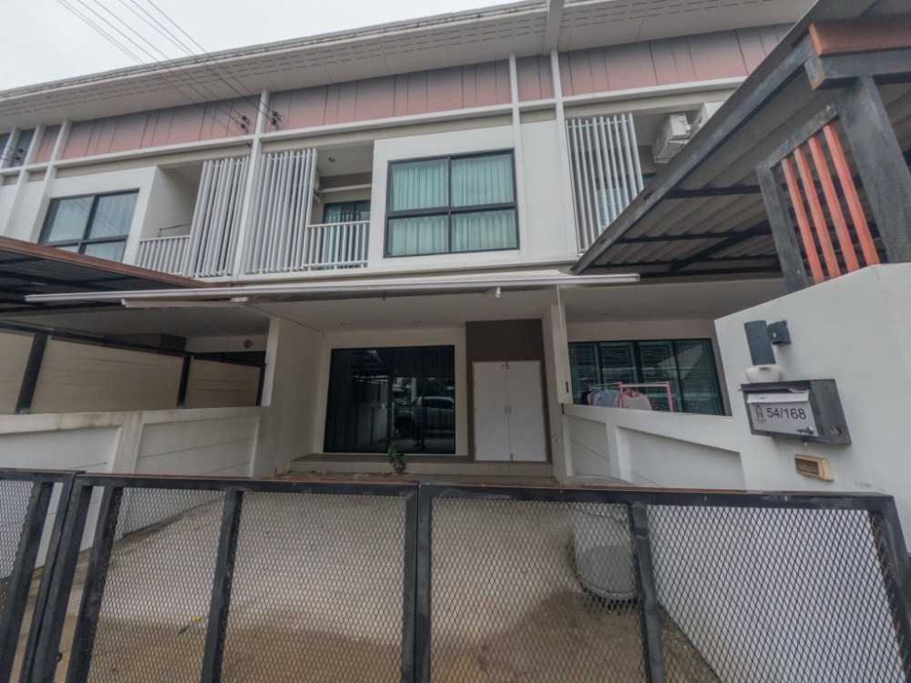 For SaleTownhomeSriracha Laem Chabang Ban Bueng : Urgent Sale!! Modern Style Townhome at H Living, Sahapat - Laem Chabang