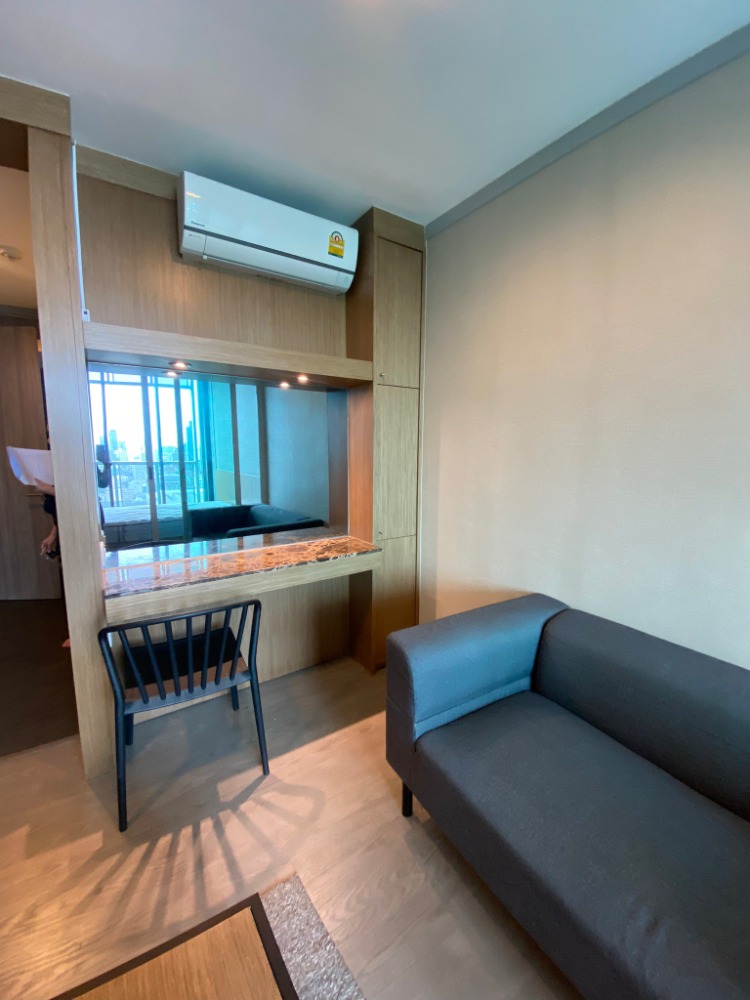 For RentCondoRama9, Petchburi, RCA : Rent! A Space I.D. Asoke- Ratchada 1 bedroom 14,000 high floor, beautiful room. Ready to move in The owner is very kind.