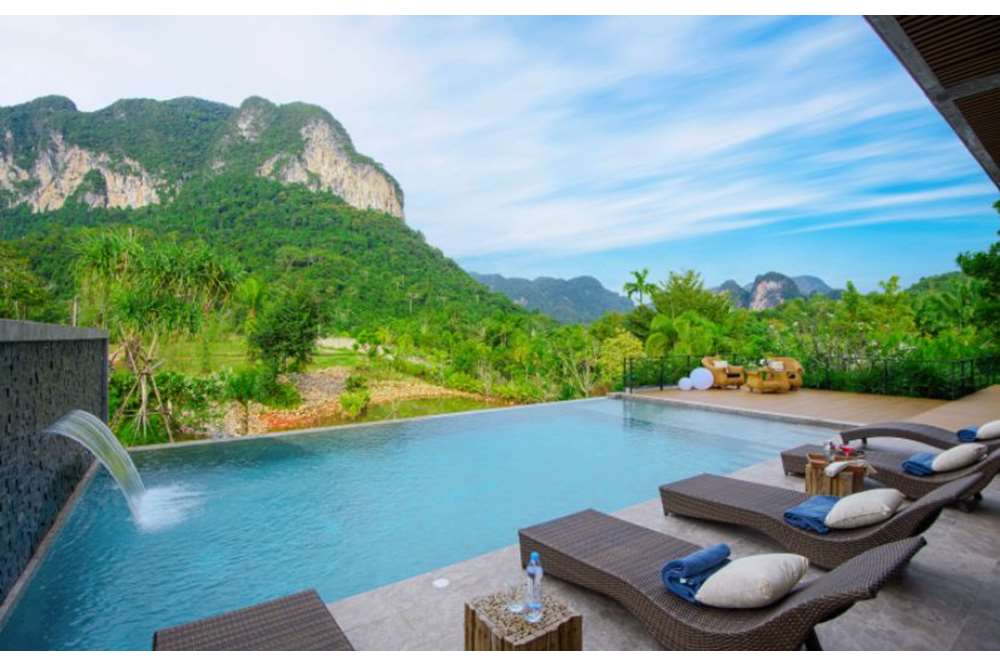 For SaleHouseKrabi : An impressive two stories house with stunning mountain views