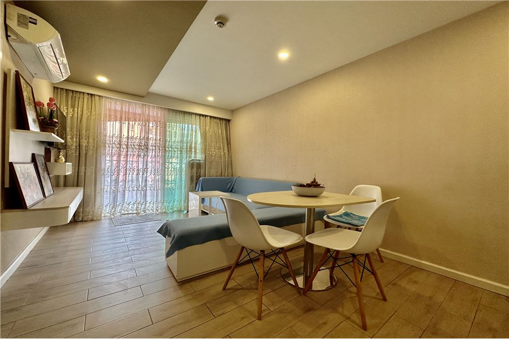 For SaleCondoPattaya, Bangsaen, Chonburi : Seven Seas Condo Resort Jomtien 1 Bedroom for Sale