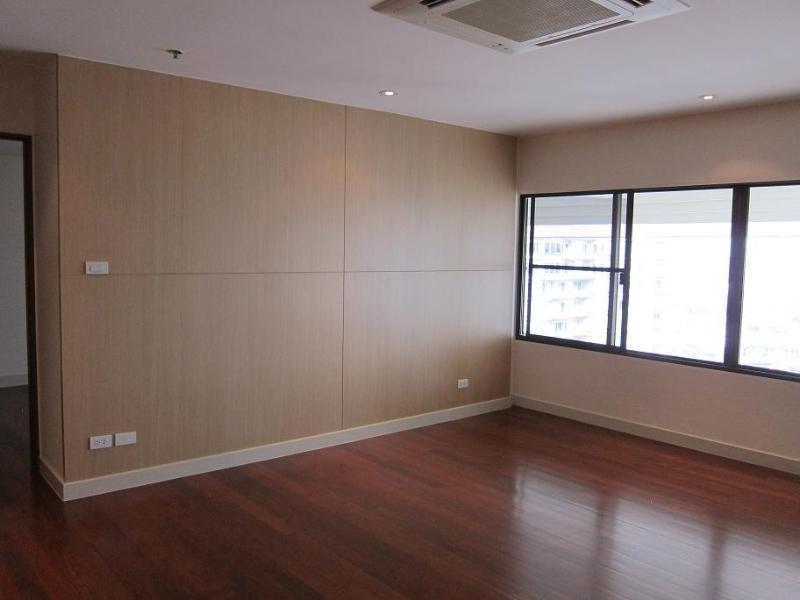 For RentCondoSukhumvit, Asoke, Thonglor : For Rent Le Raffine Sukhumvit24 3 Bedroom 3 Bathroom 370 sqm