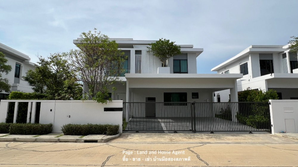 For SaleHouseSamut Prakan,Samrong : For Sale MANTANA BANGNA KM.15. The new house has never been lived in